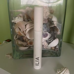 Ilia limitless lash mascara